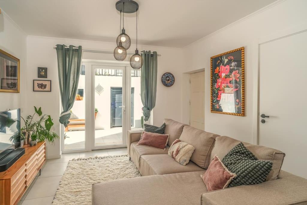 Casa Nova- Quiet Gem In The Heart Of Old Town * Lagos
